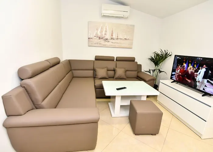 Sana By Interhome Vir